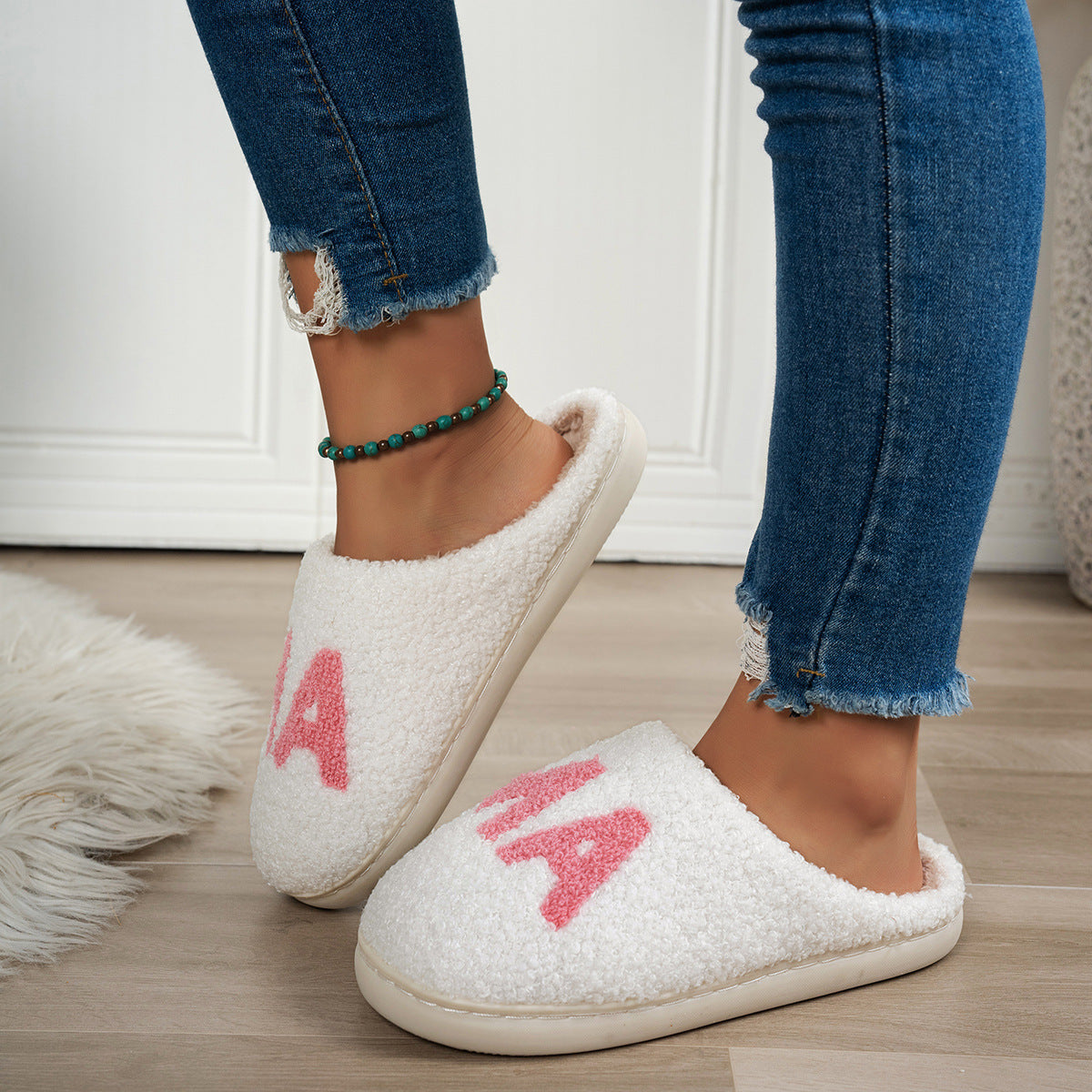 MAMA  Slippers