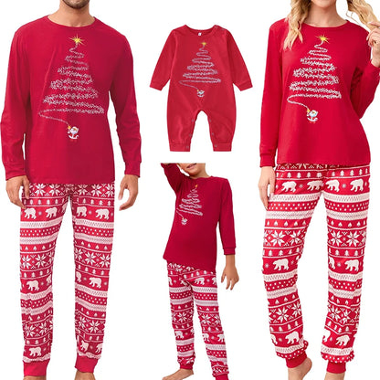Matchande kläder för familjen jul